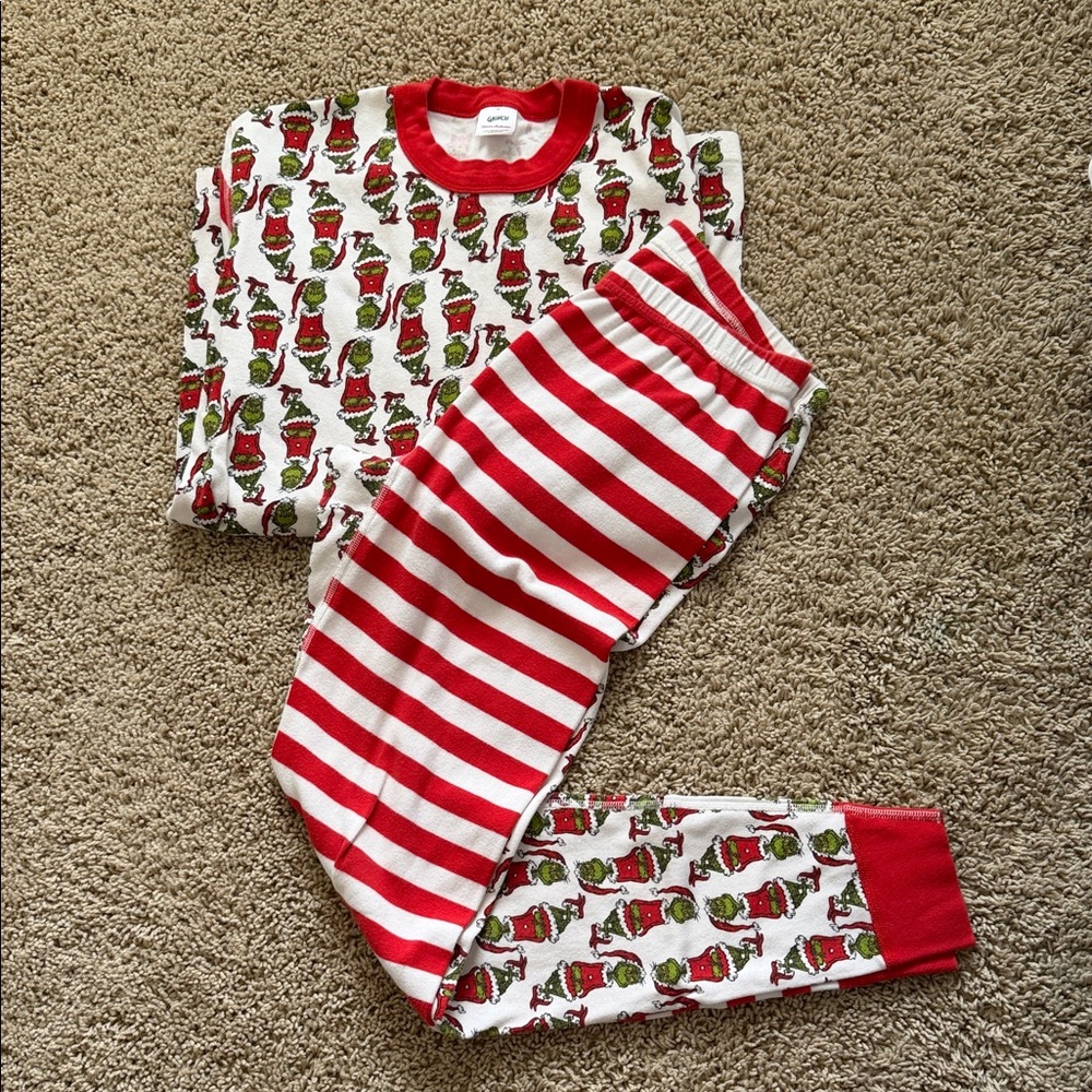 Adult Medium Hanna Andersson Grinch Pajamas